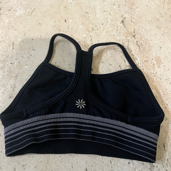 Athleta Girl’s Sports Bra Size XS/6 - Picture 2 of 3